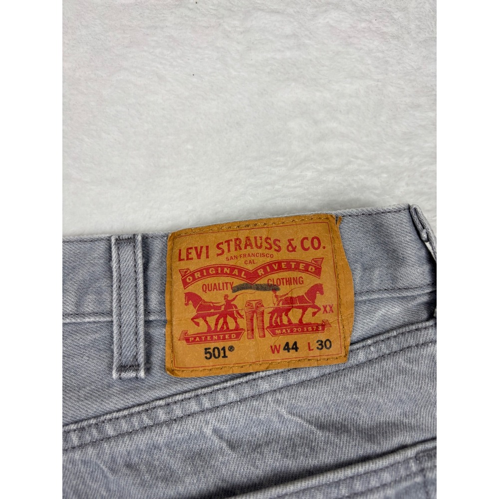 Levis 501 Mens‎ 44x30 Jeans Stitched Crease Grungy Grey Denim Nice Wash - Picture 5 of 9